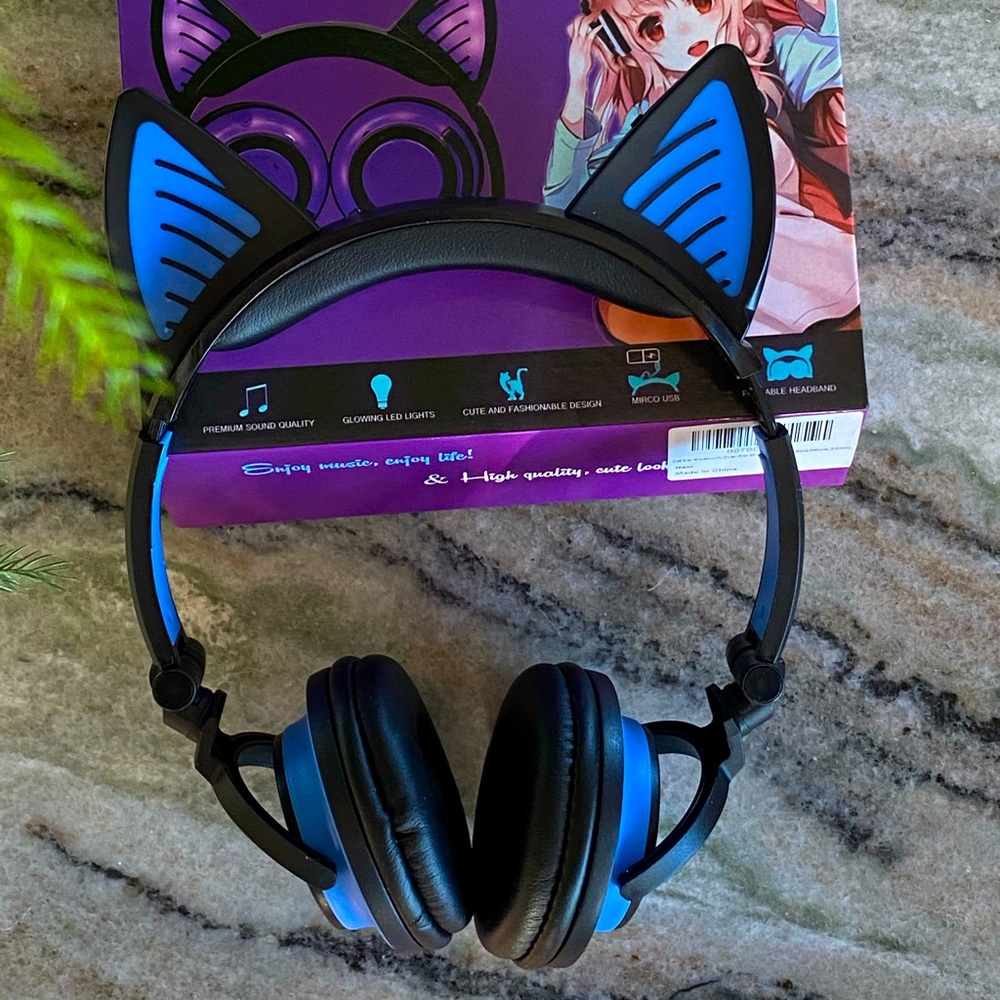 Glowing Cat Ear Headphones